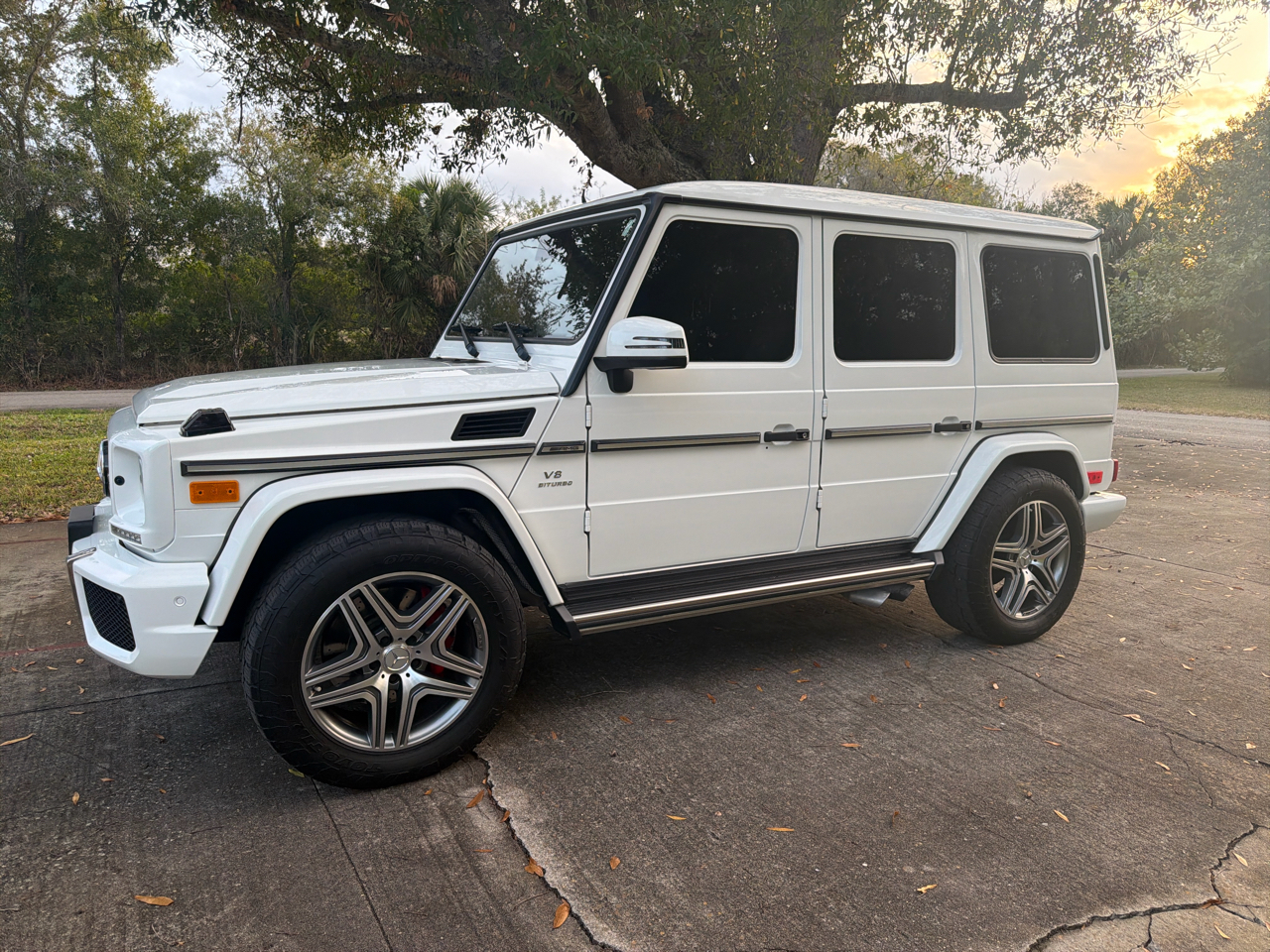 Mercedes-Benz G-Class 4MATIC 4dr G 63 AMG 2014