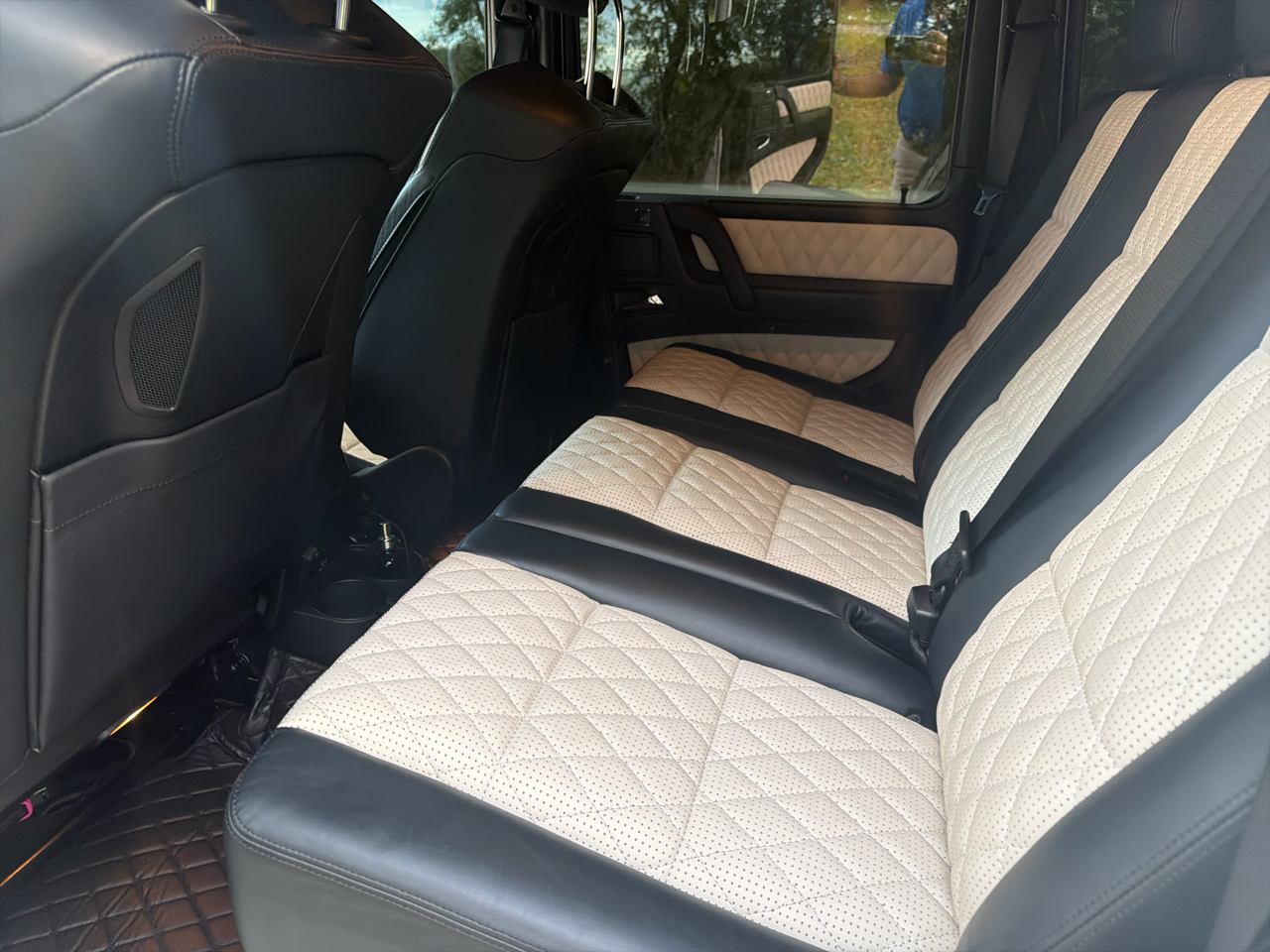 Mercedes-Benz G-Class 4MATIC 4dr G 63 AMG 2014