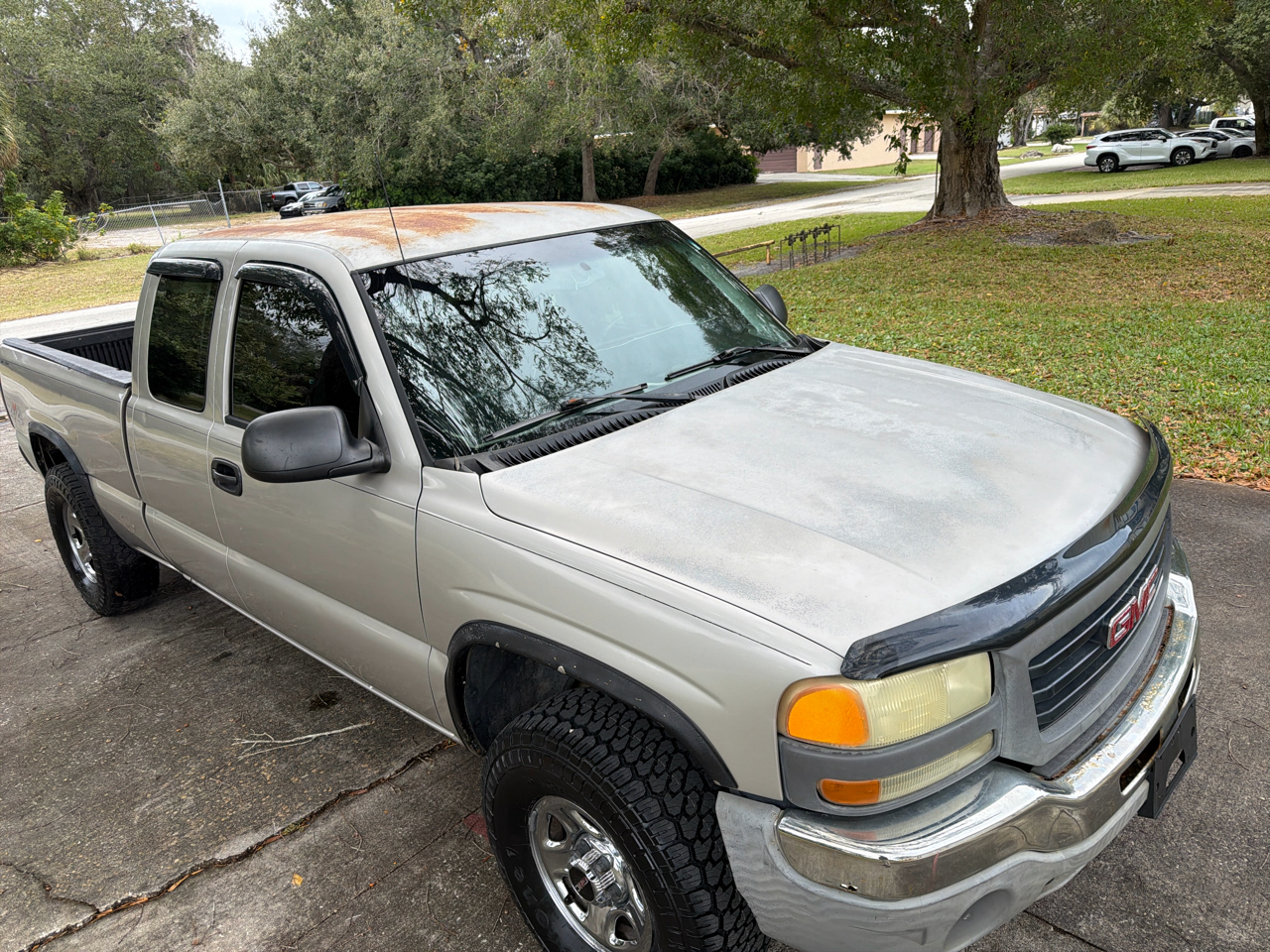 GMC Sierra 1500 Ext Cab 143.5" WB 4WD Work Truck 2004