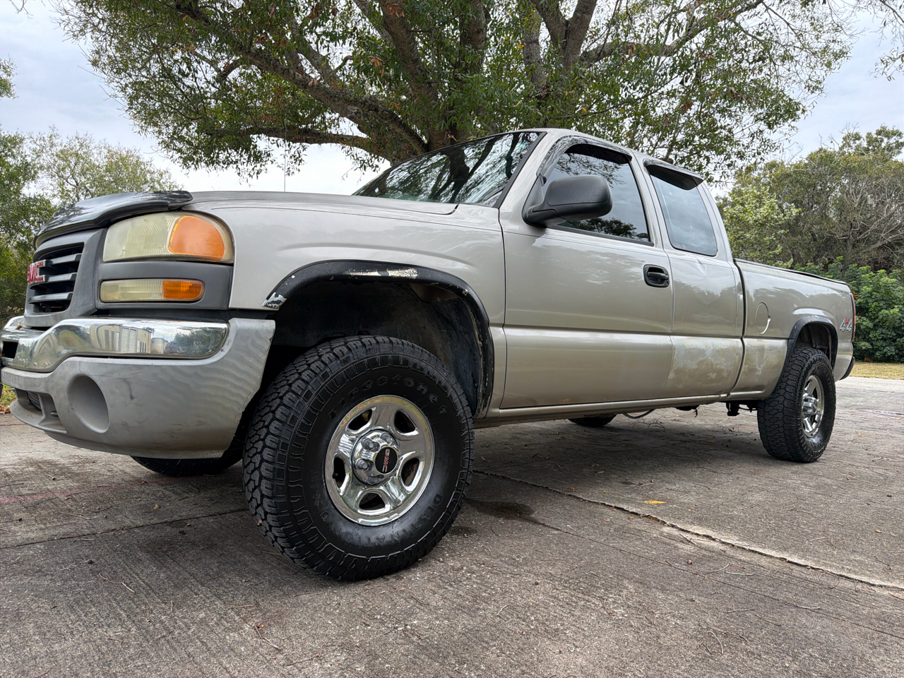 GMC Sierra 1500 Ext Cab 143.5" WB 4WD Work Truck 2004