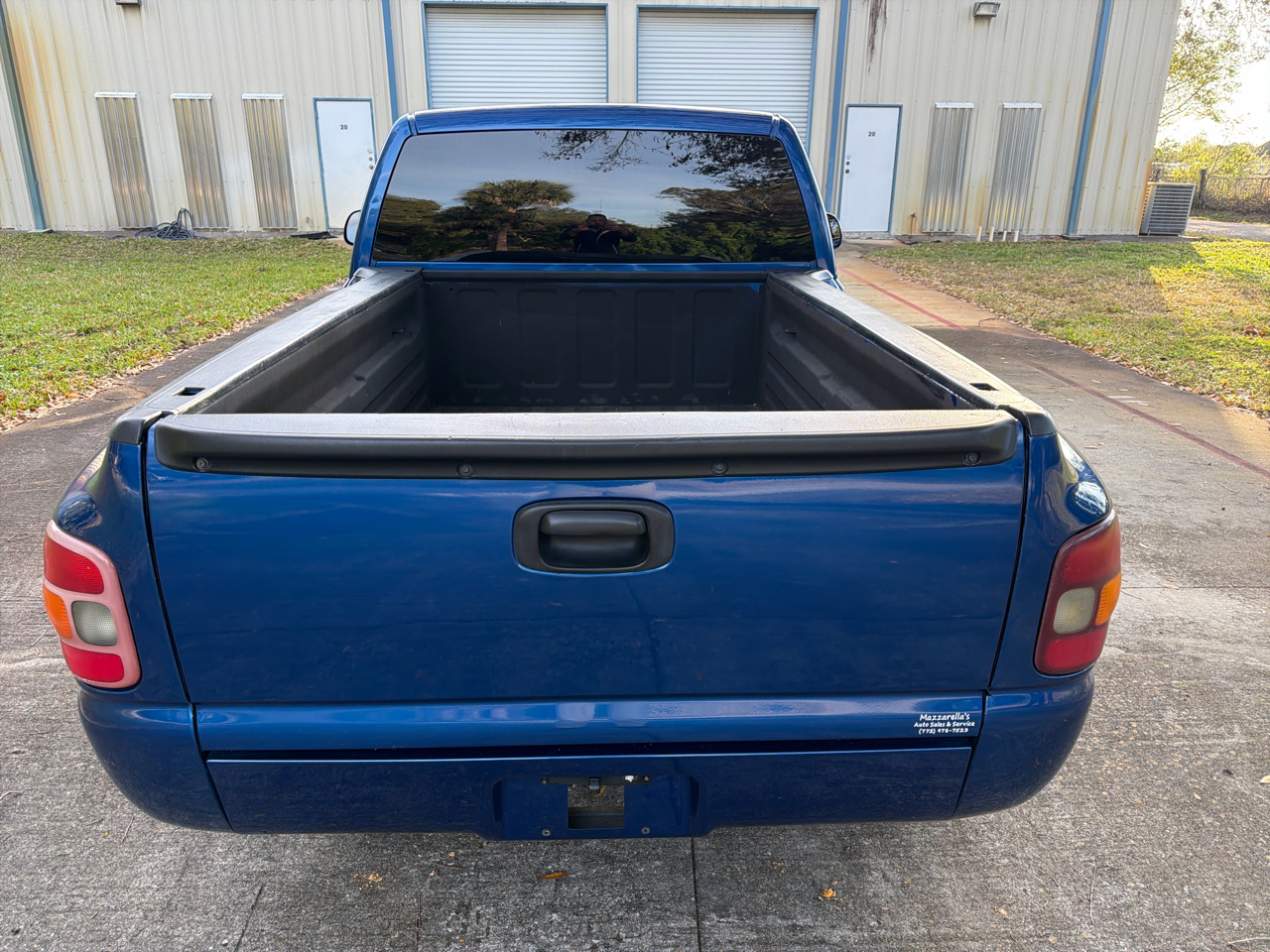 Chevrolet Silverado 1500 LS Short Bed 2WD 2003