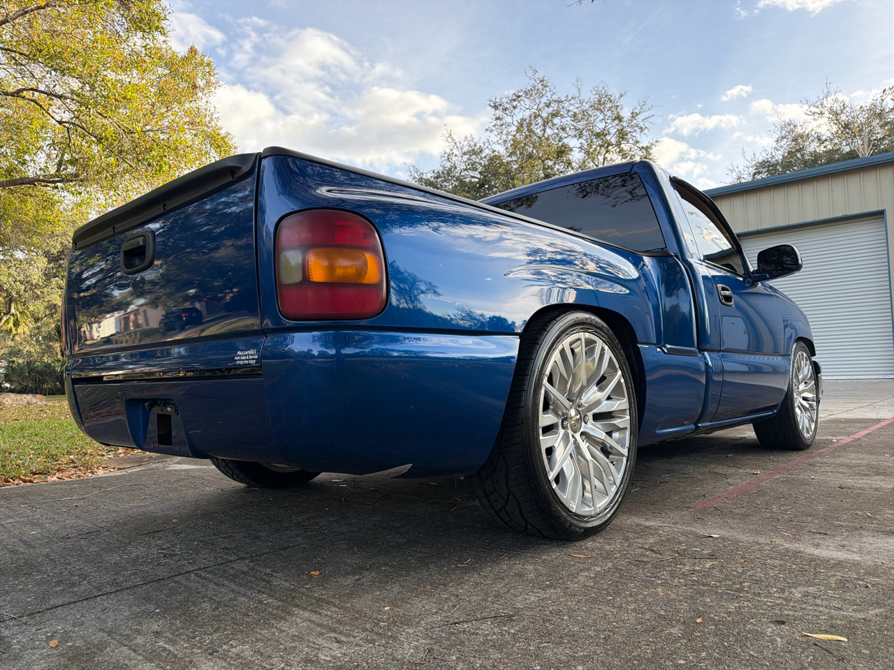 Chevrolet Silverado 1500 LS Short Bed 2WD 2003