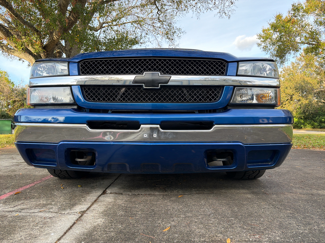 Chevrolet Silverado 1500 LS Short Bed 2WD 2003