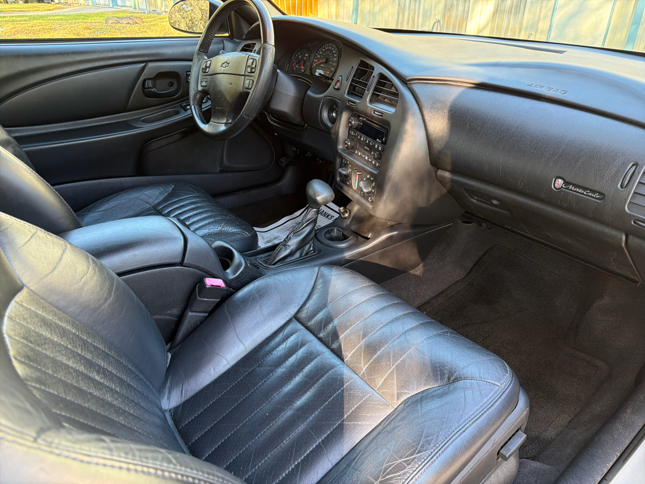 Chevrolet Monte Carlo 2dr Cpe LS 2000