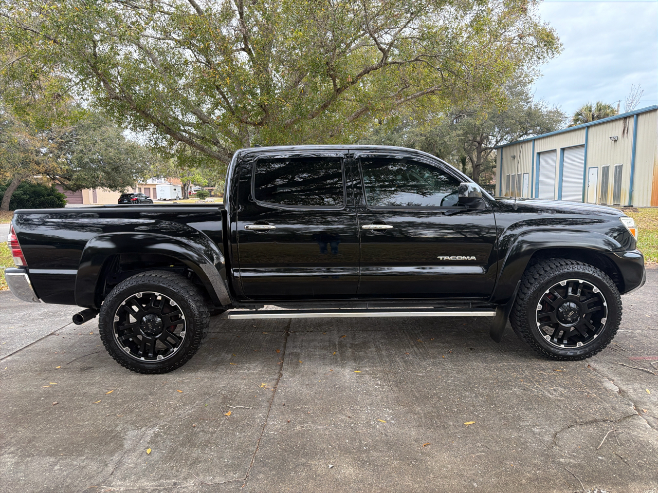 Toyota Tacoma 2WD Double Cab V6 AT PreRunner (Natl) 2015