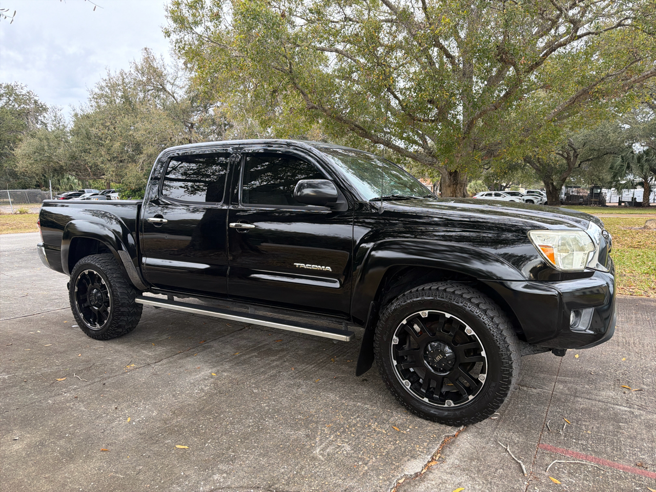 Toyota Tacoma 2WD Double Cab V6 AT PreRunner (Natl) 2015