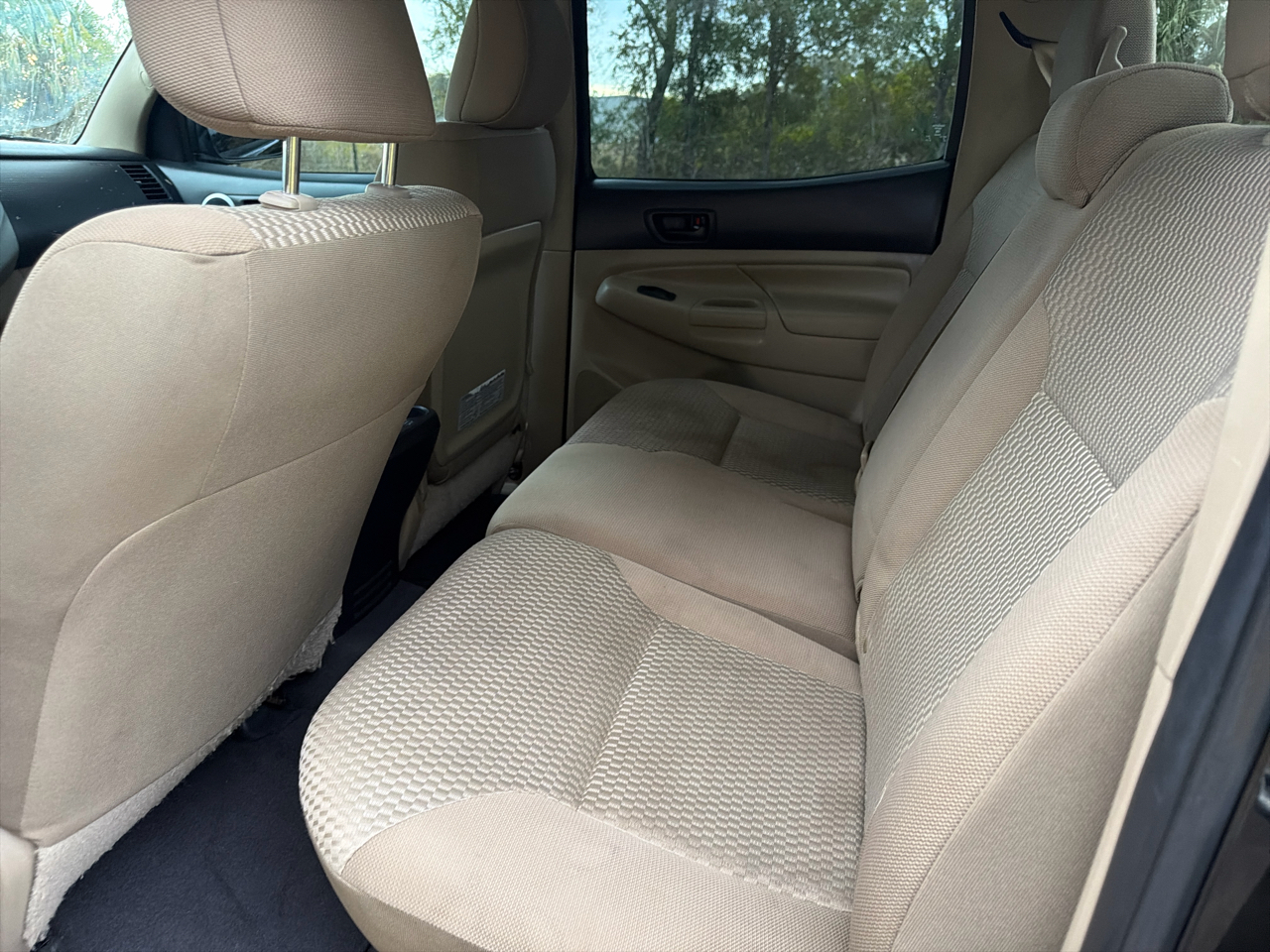 Toyota Tacoma 2WD Double Cab V6 AT PreRunner (Natl) 2015