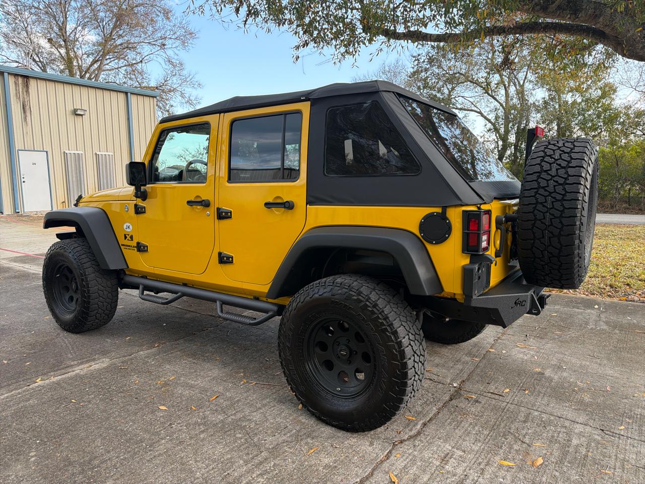 Jeep Wrangler Unlimited 4WD 4dr X 2009