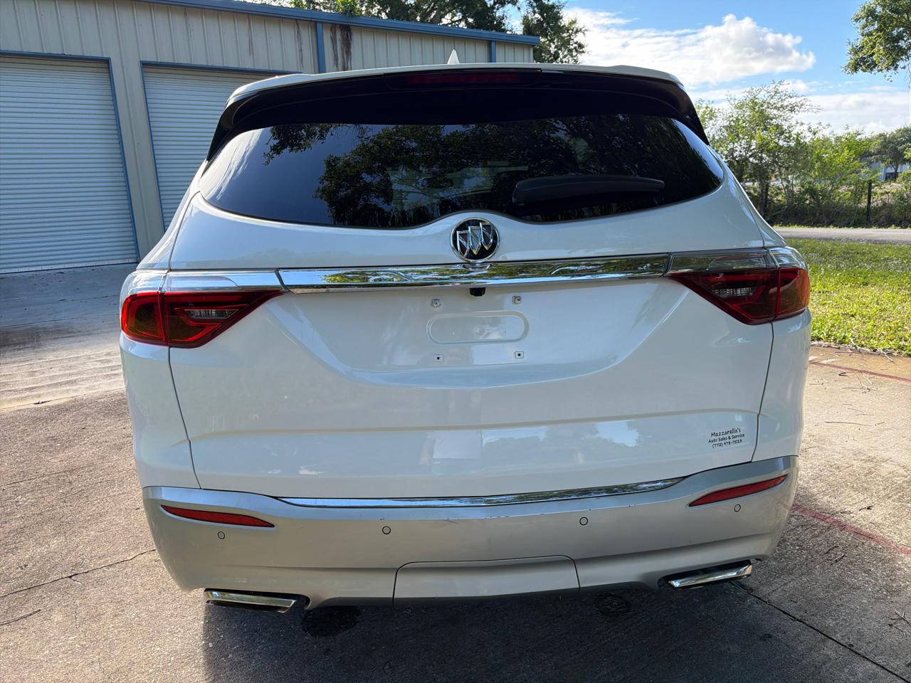 Buick Enclave FWD 4dr Essence 2022