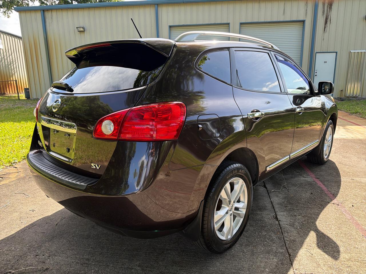 Nissan Rogue FWD 4dr SV 2013