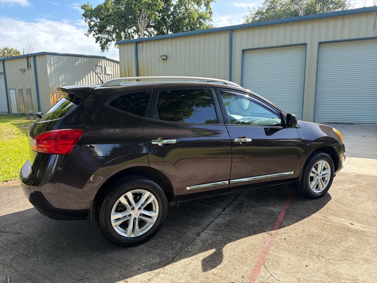 Nissan Rogue FWD 4dr SV 2013