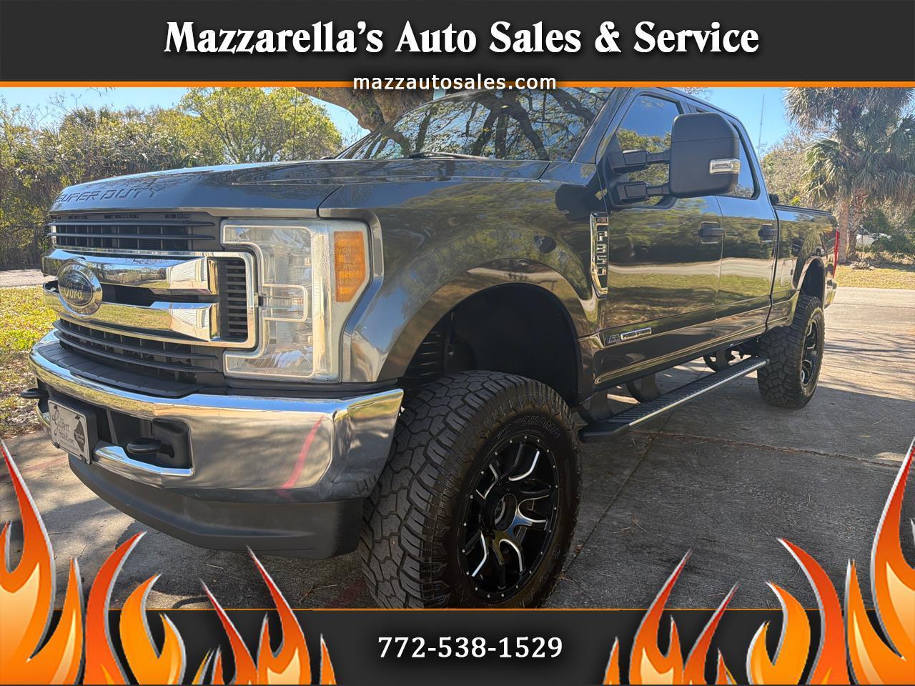 Ford Super Duty F-350 SRW XL 4WD Crew Cab 8' Box 2017