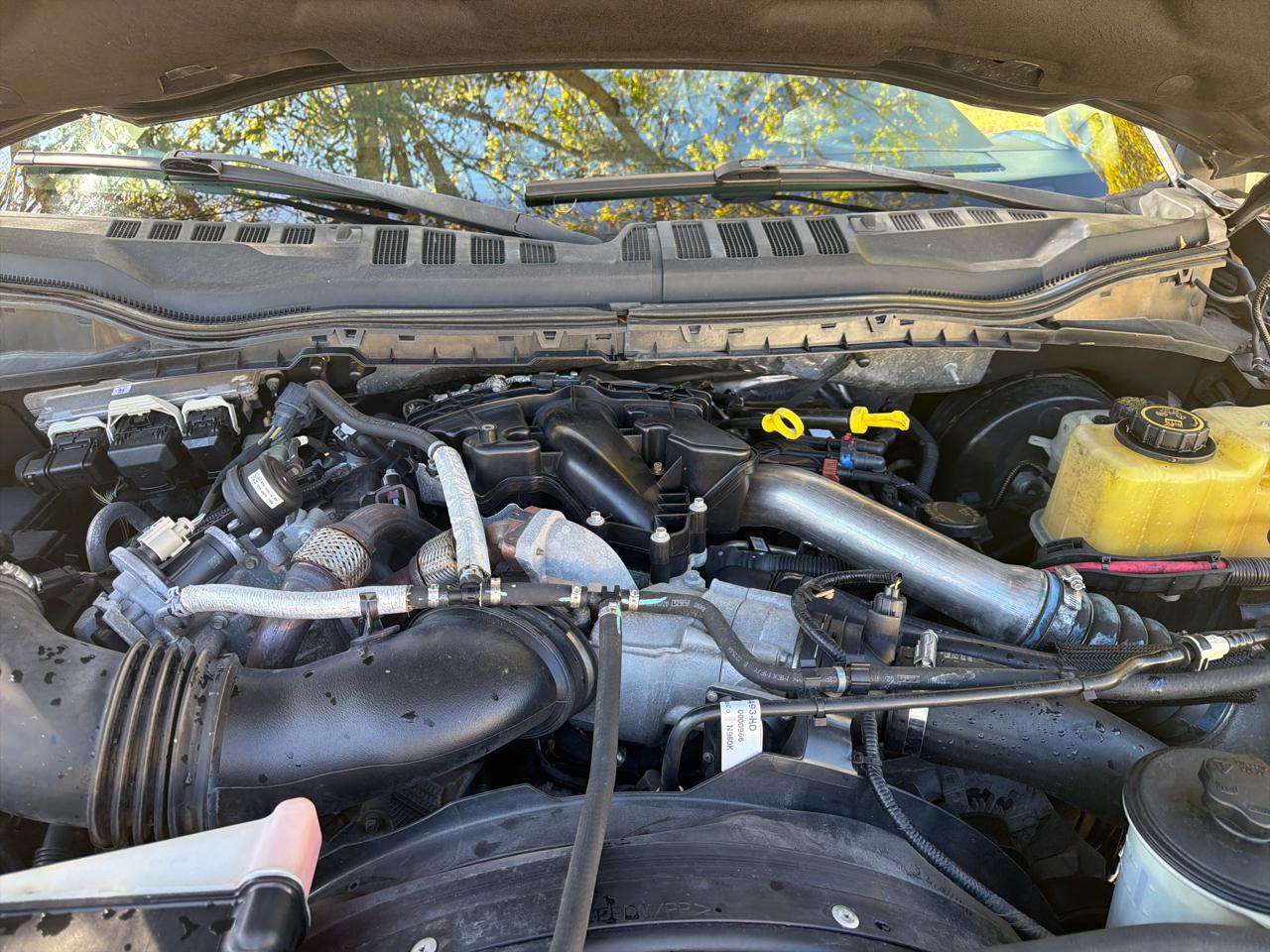 Ford Super Duty F-350 SRW XL 4WD Crew Cab 8' Box 2017