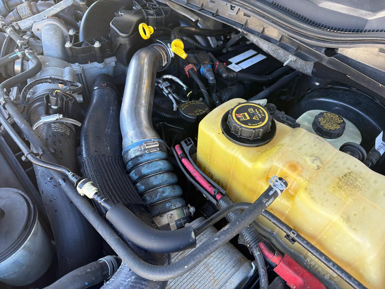 Ford Super Duty F-350 SRW XL 4WD Crew Cab 8' Box 2017