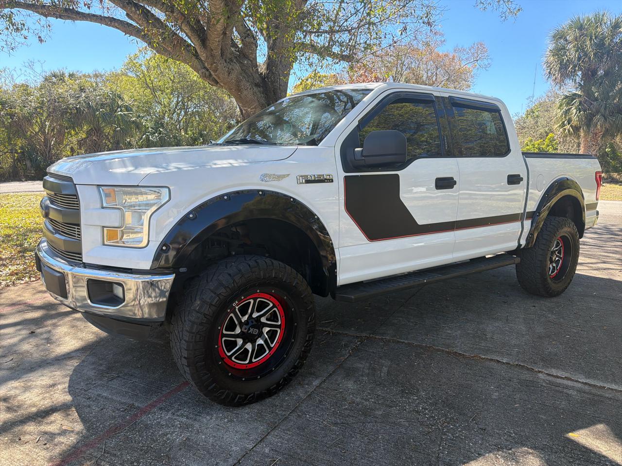 Ford F-150 2WD SuperCrew 150" XLT 2016