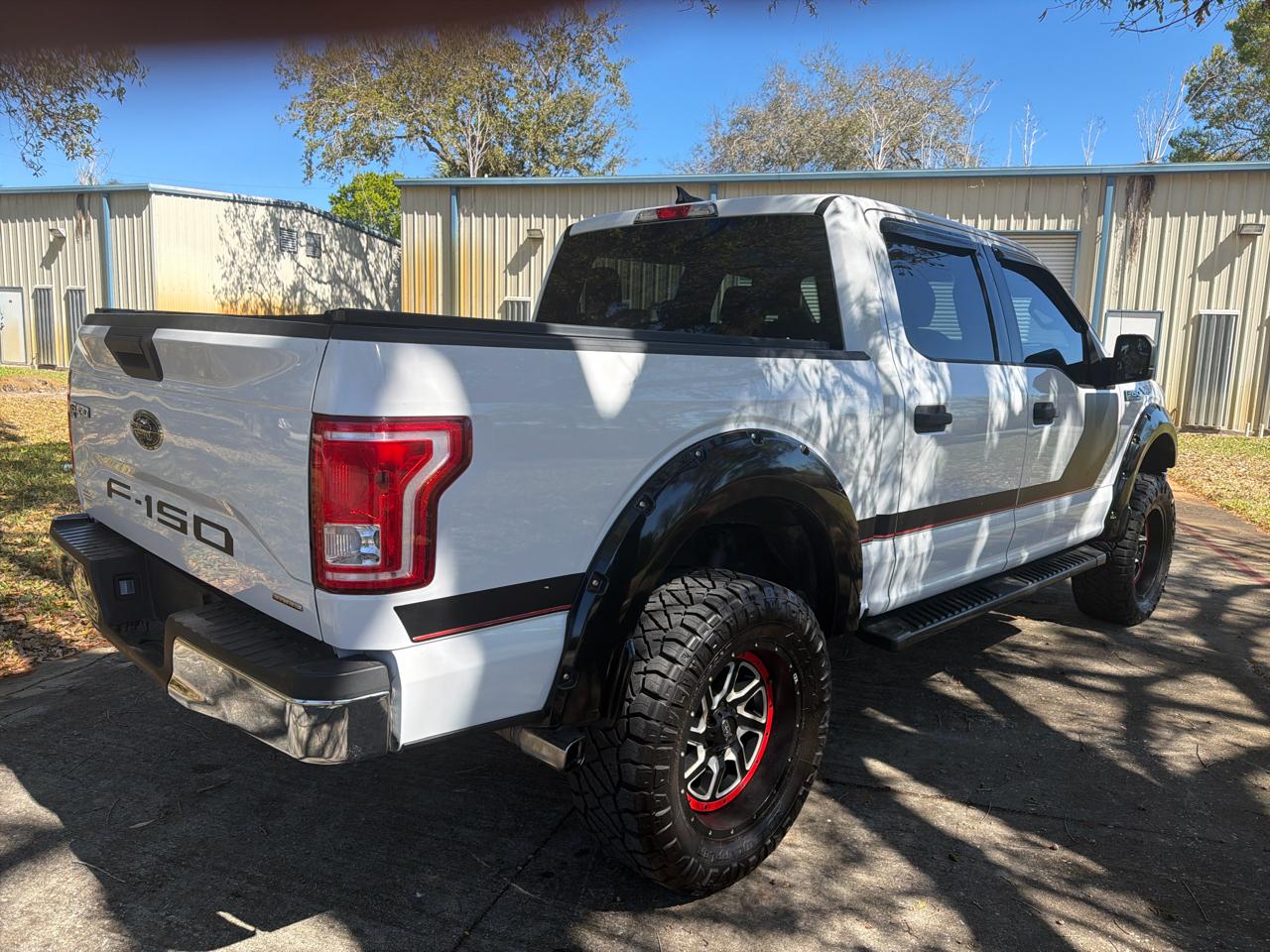 Ford F-150 2WD SuperCrew 150" XLT 2016