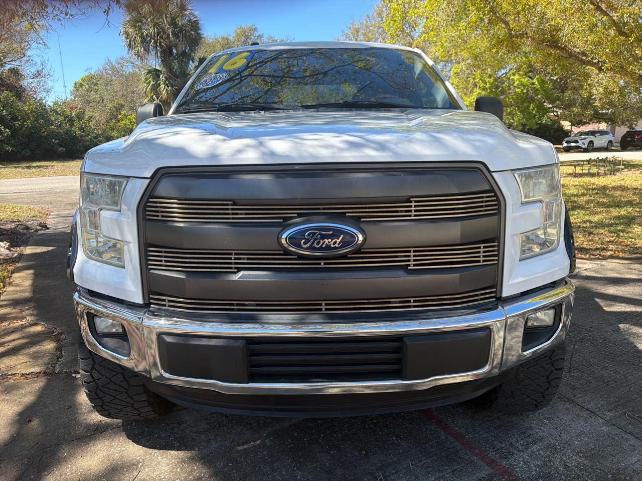 Ford F-150 2WD SuperCrew 150" XLT 2016