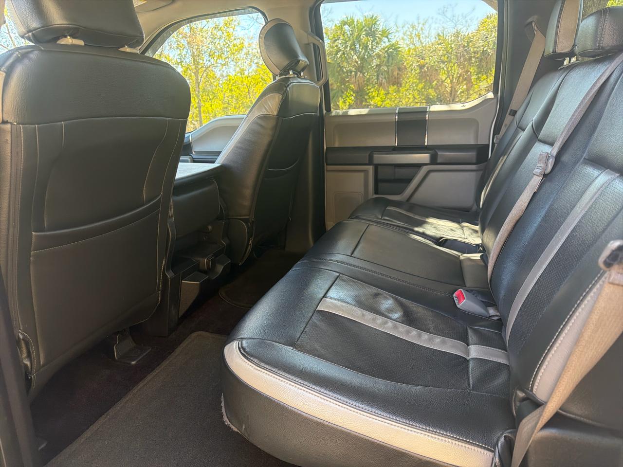 Ford F-150 2WD SuperCrew 150" XLT 2016