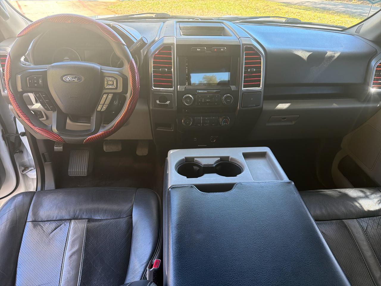 Ford F-150 2WD SuperCrew 150" XLT 2016