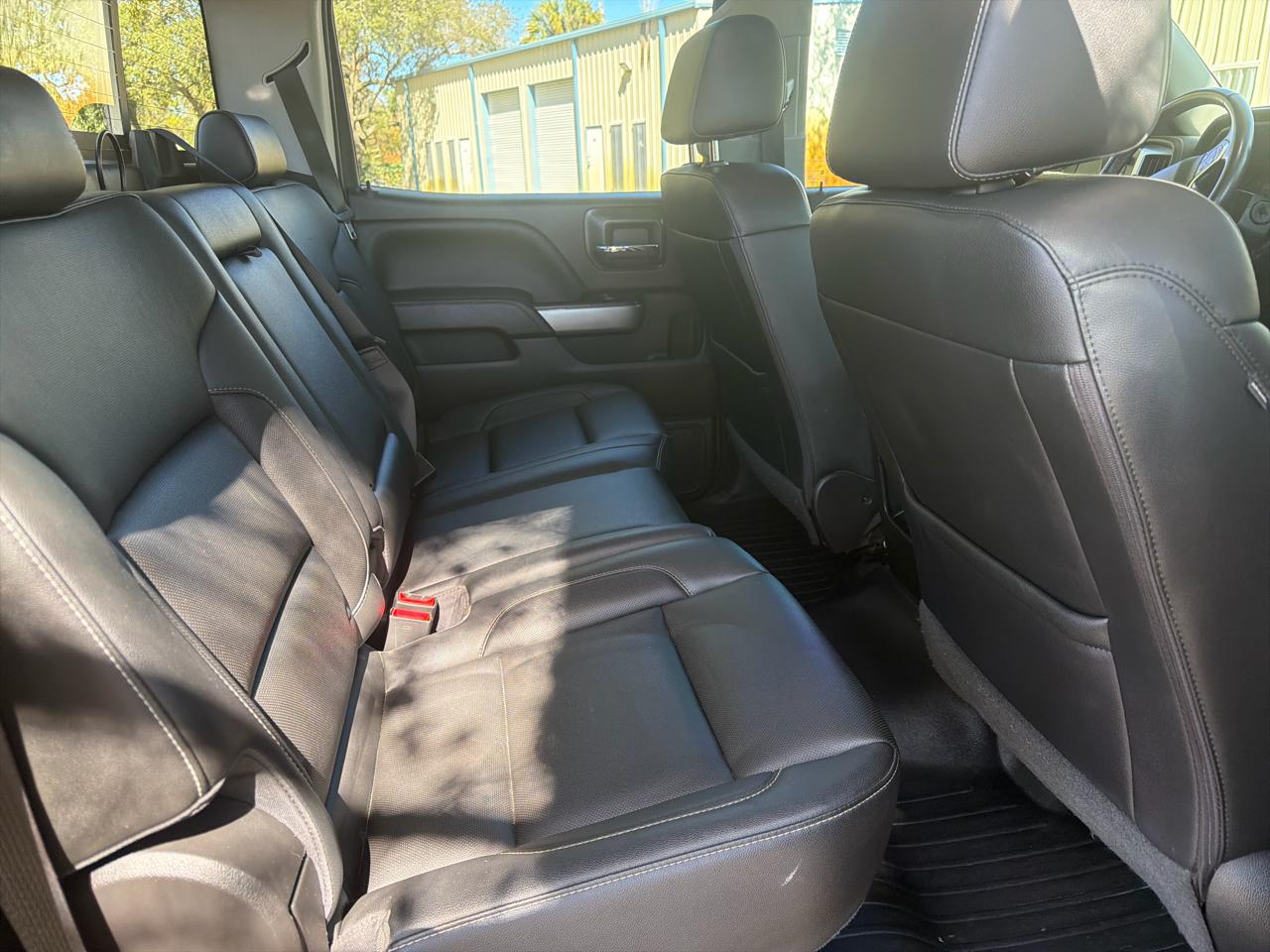 Chevrolet Silverado 1500 4WD Crew Cab 143.5" LTZ w/2LZ 2018