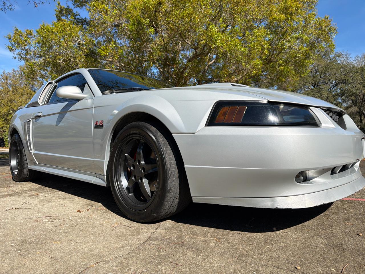 Ford Mustang 2dr Cpe GT Deluxe 2002