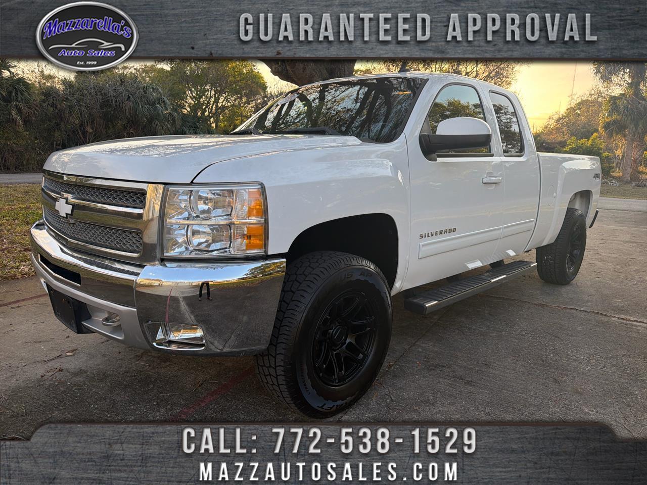 Chevrolet Silverado 1500 4WD Ext Cab 143.5" LT 2011