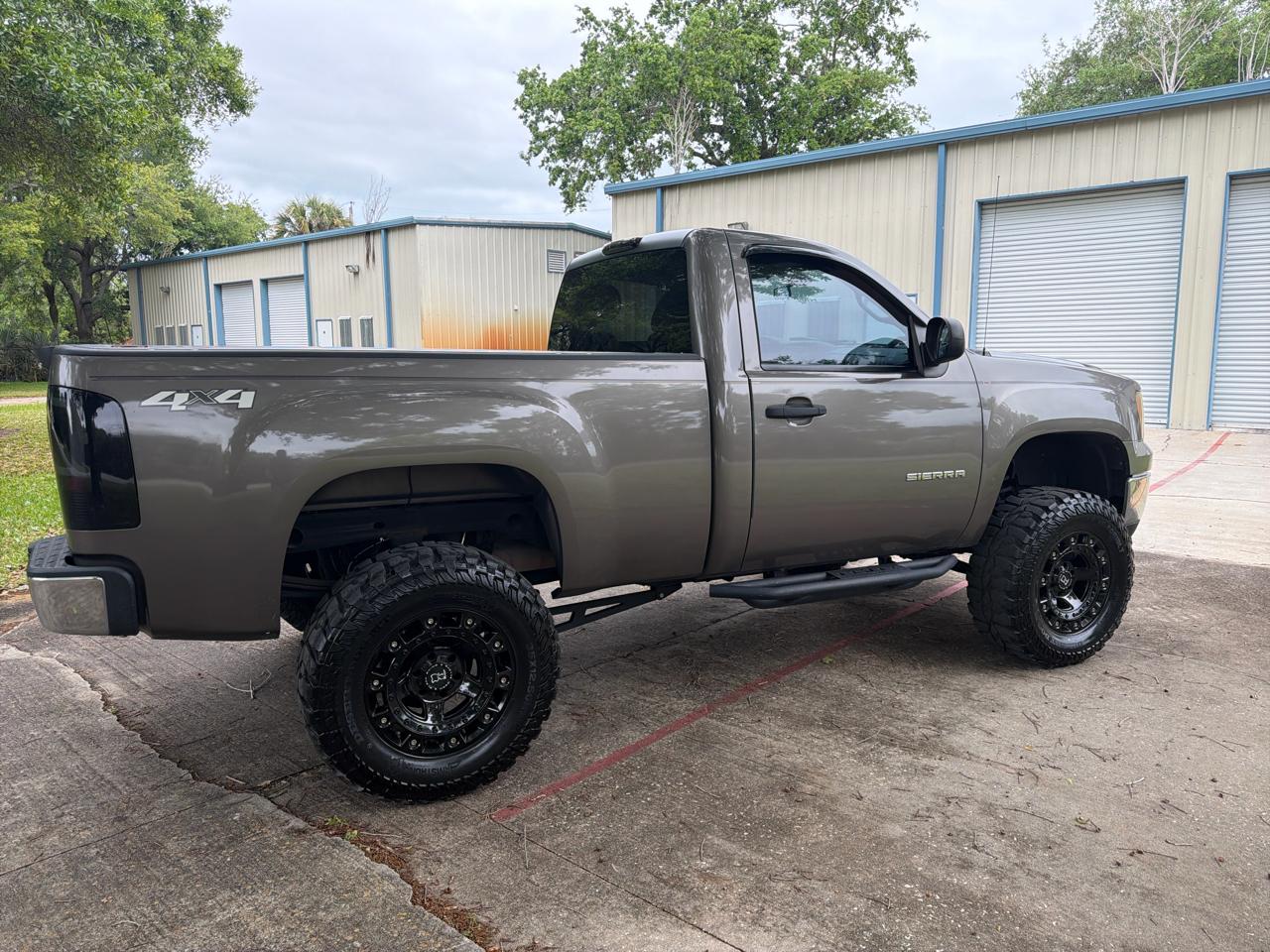 GMC Sierra 1500 4WD Reg Cab 119.0" Work Truck 2012
