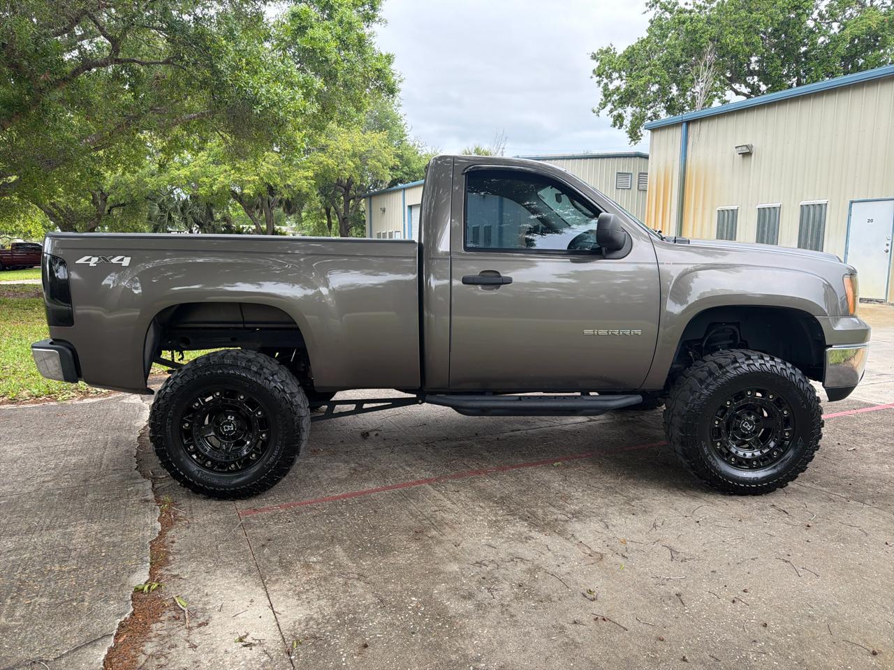 GMC Sierra 1500 4WD Reg Cab 119.0" Work Truck 2012