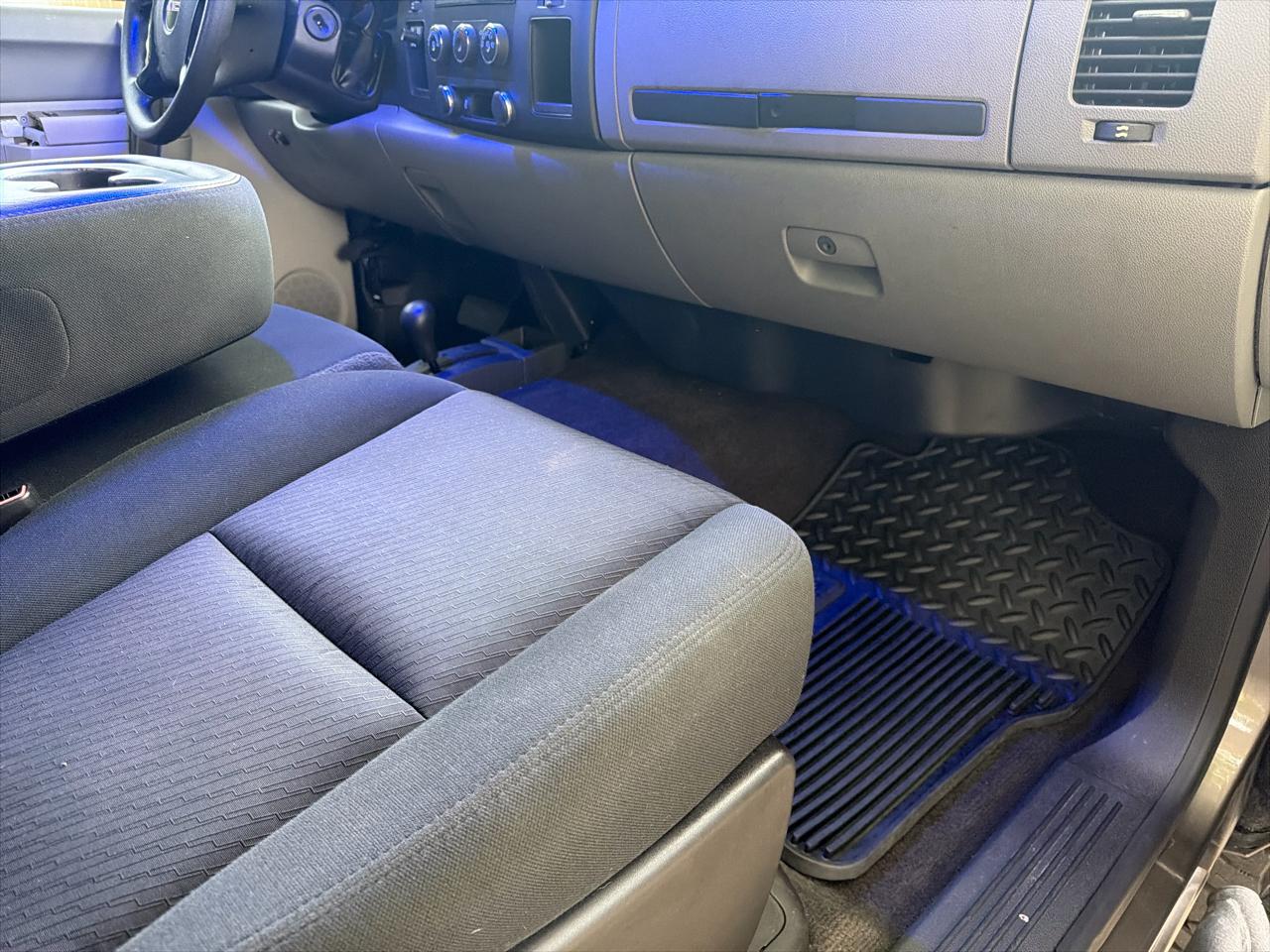 GMC Sierra 1500 4WD Reg Cab 119.0" Work Truck 2012