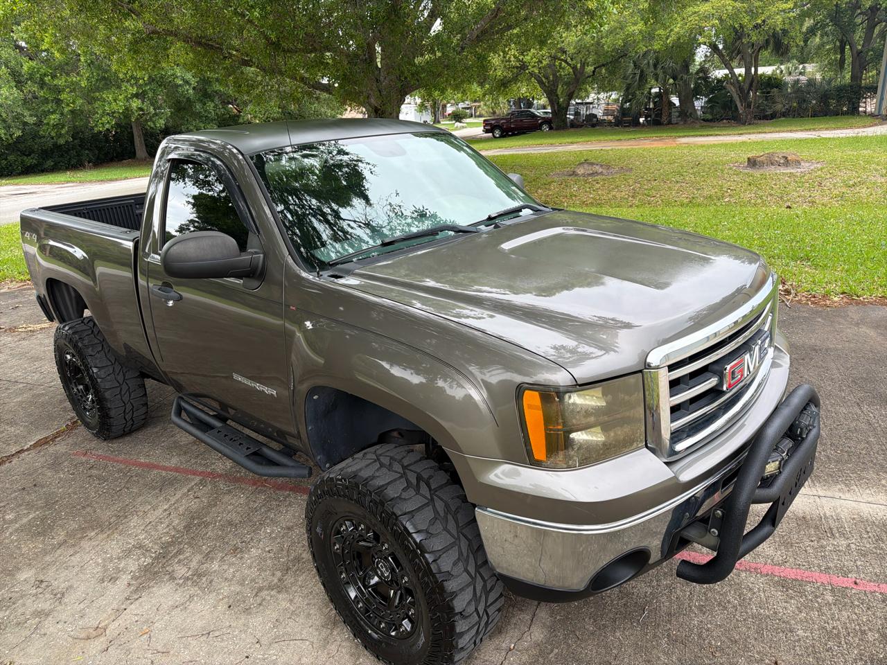 GMC Sierra 1500 4WD Reg Cab 119.0" Work Truck 2012