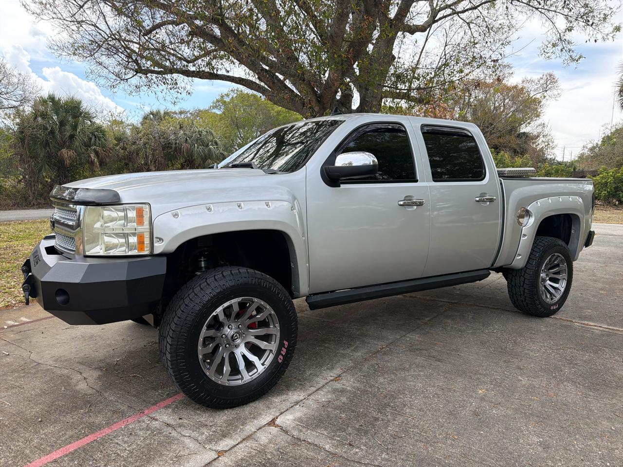 Chevrolet Silverado 1500 4WD Crew Cab 143.5" LT 2013
