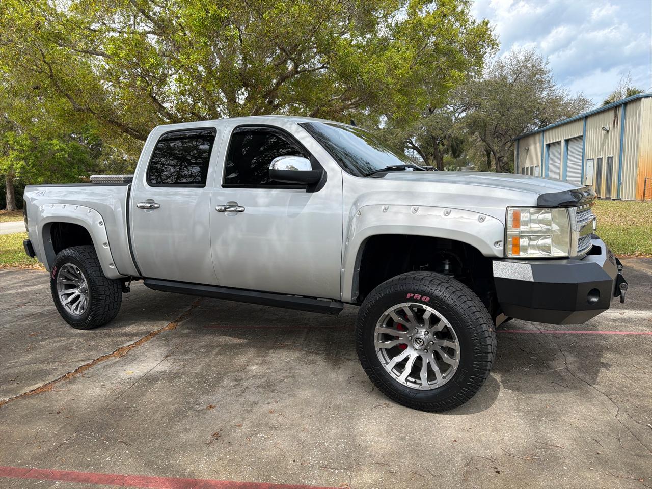 Chevrolet Silverado 1500 4WD Crew Cab 143.5" LT 2013