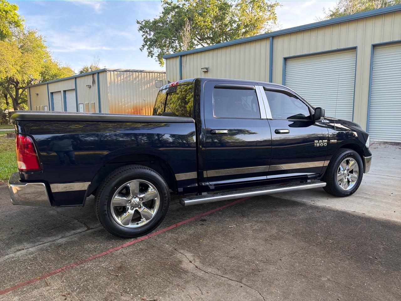 RAM 1500 2WD Crew Cab 140.5" Big Horn 2013