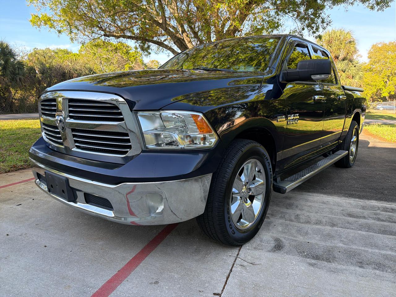 RAM 1500 2WD Crew Cab 140.5" Big Horn 2013