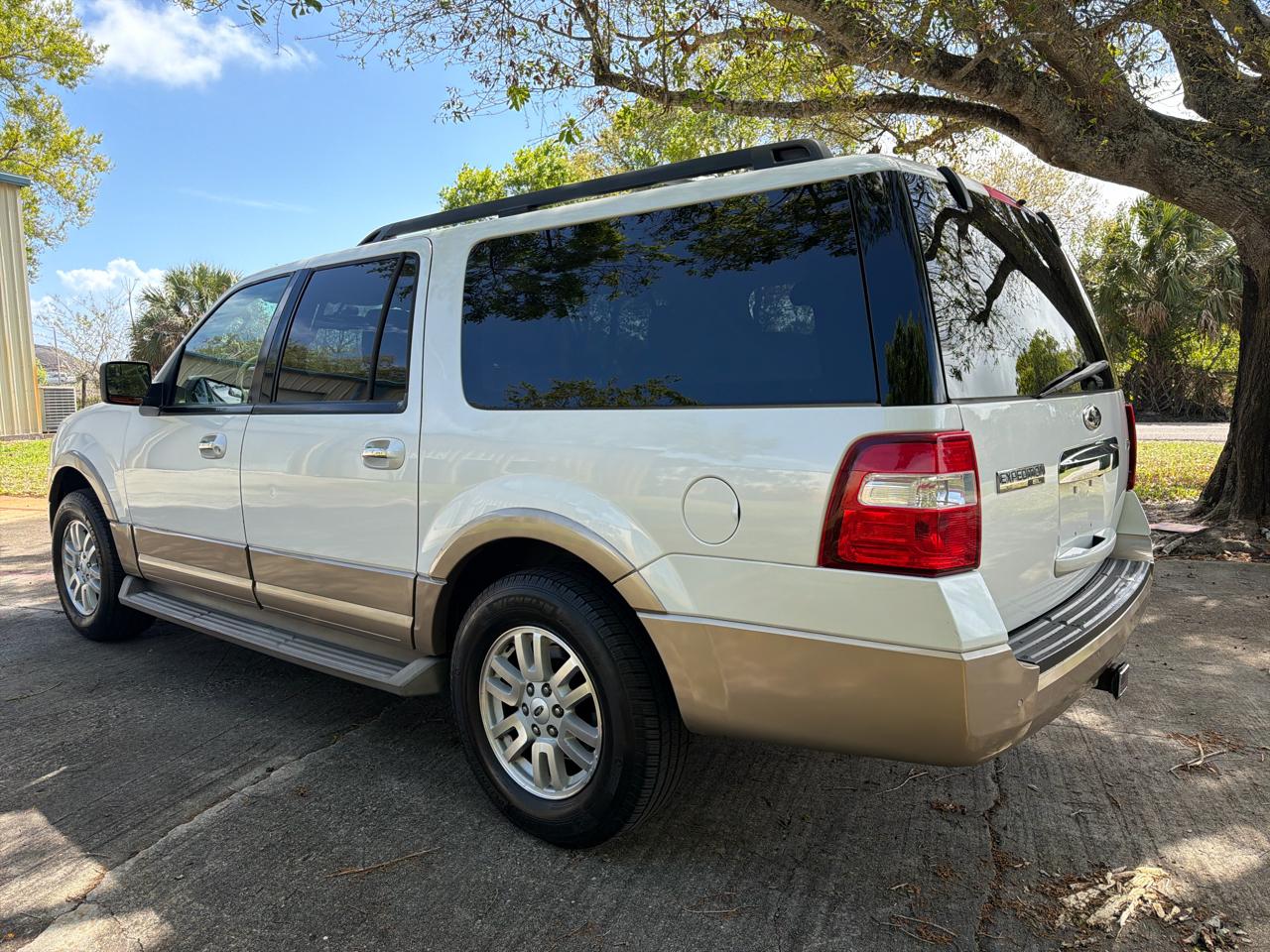 Ford Expedition EL 2WD 4dr XLT 2014