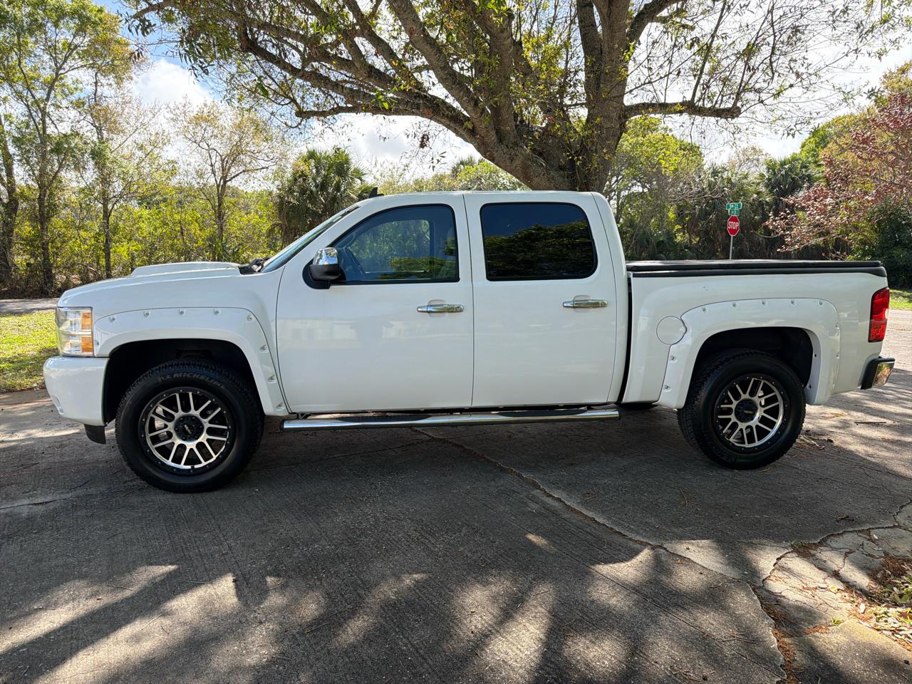 Chevrolet Silverado 1500 2WD Crew Cab 143.5" LT 2009