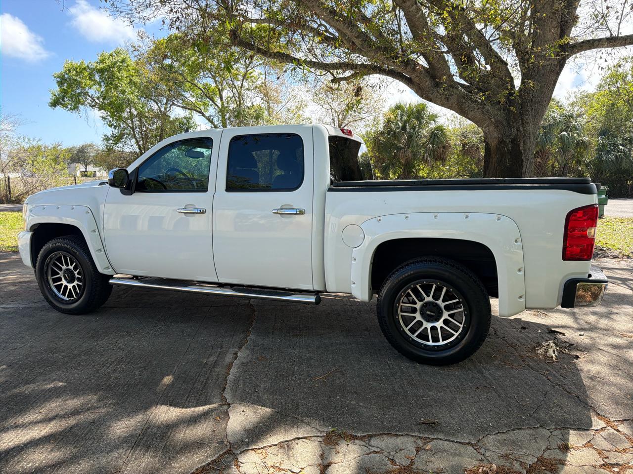 Chevrolet Silverado 1500 2WD Crew Cab 143.5" LT 2009