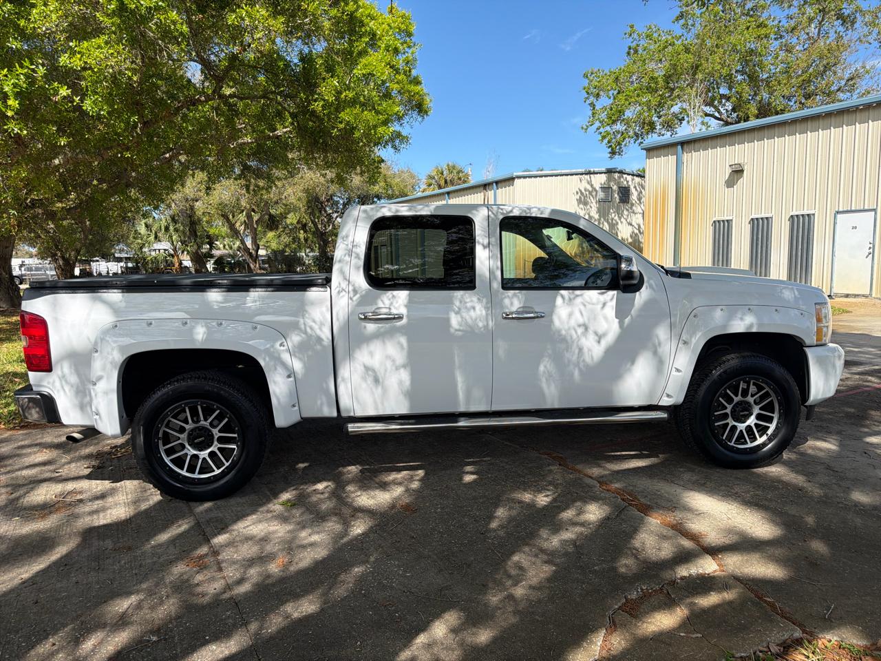 Chevrolet Silverado 1500 2WD Crew Cab 143.5" LT 2009