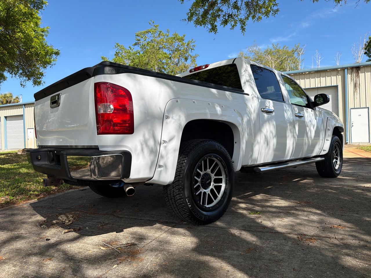 Chevrolet Silverado 1500 2WD Crew Cab 143.5" LT 2009