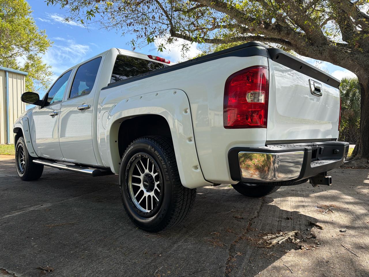 Chevrolet Silverado 1500 2WD Crew Cab 143.5" LT 2009
