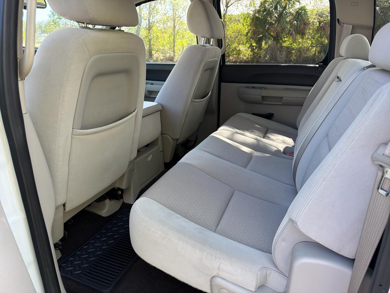 Chevrolet Silverado 1500 2WD Crew Cab 143.5" LT 2009