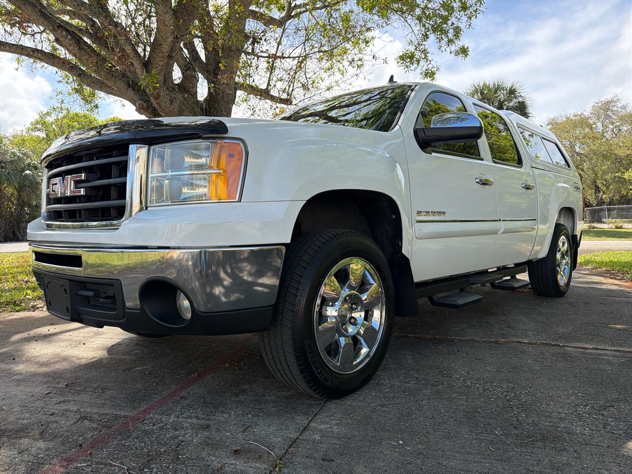 GMC Sierra 1500 4WD Crew Cab 143.5" SLE 2011