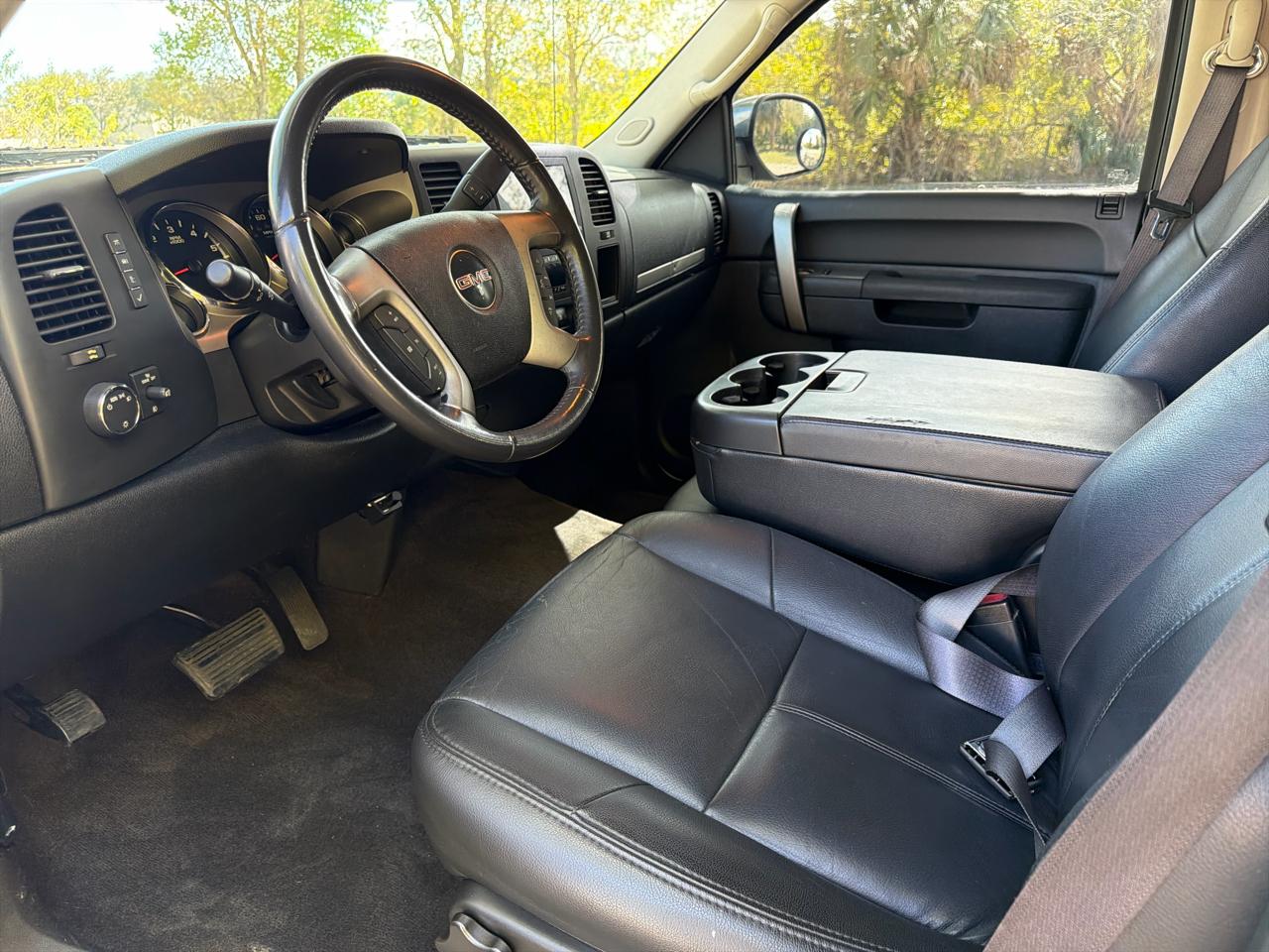 GMC Sierra 1500 4WD Crew Cab 143.5" SLE 2011