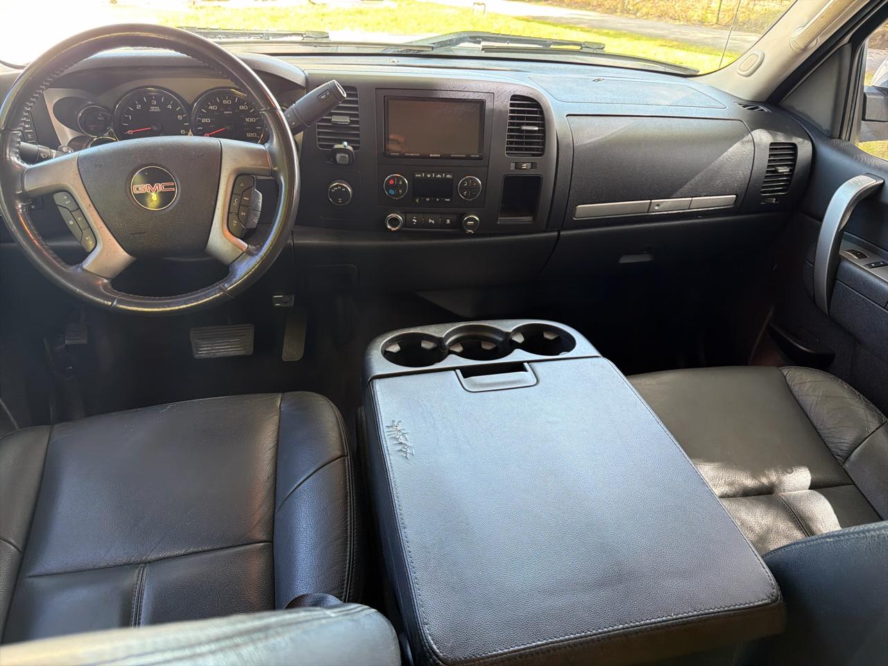 GMC Sierra 1500 4WD Crew Cab 143.5" SLE 2011