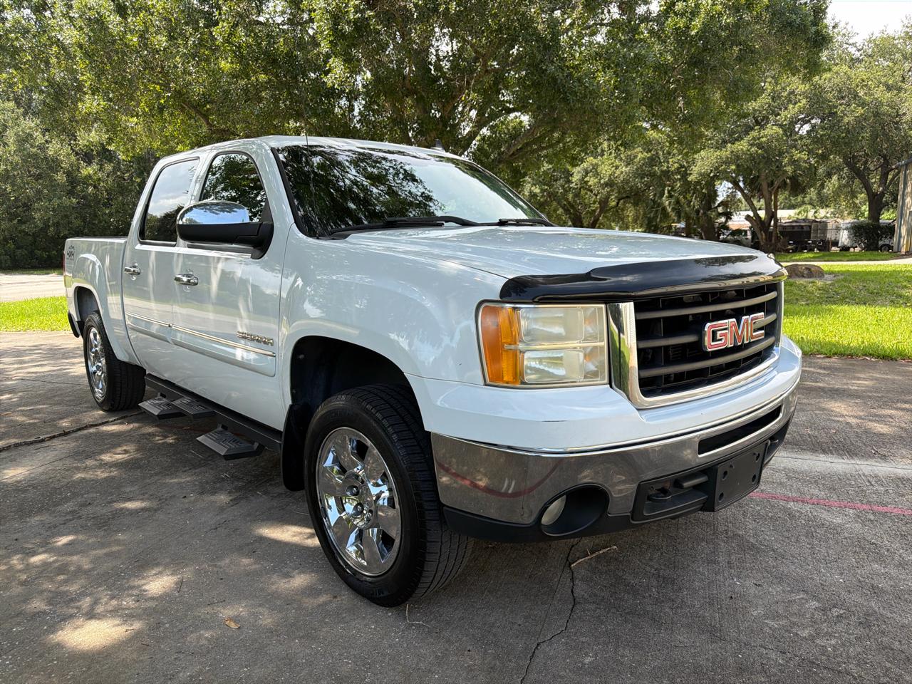 GMC Sierra 1500 4WD Crew Cab 143.5" SLE 2011