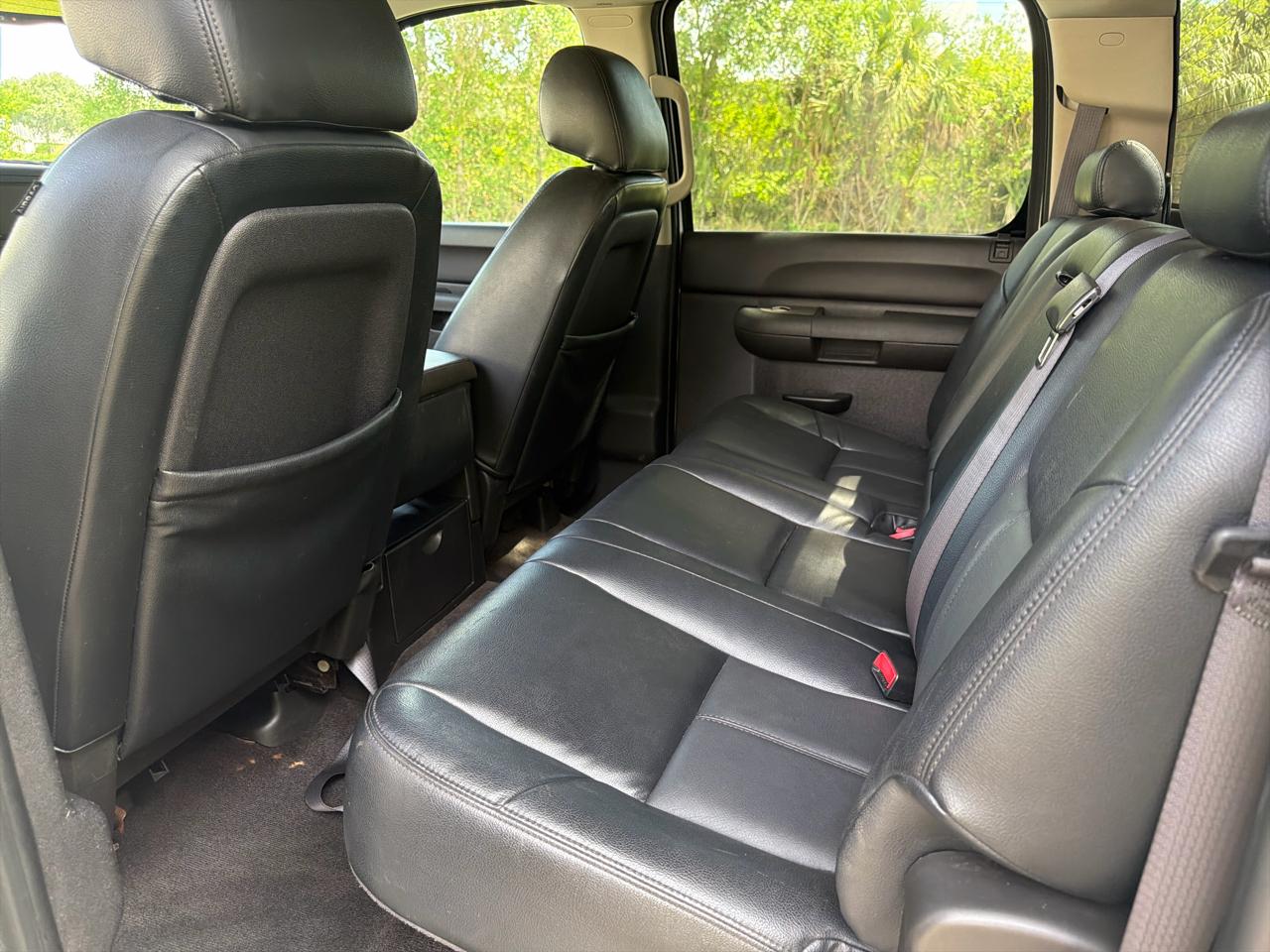 GMC Sierra 1500 4WD Crew Cab 143.5" SLE 2011