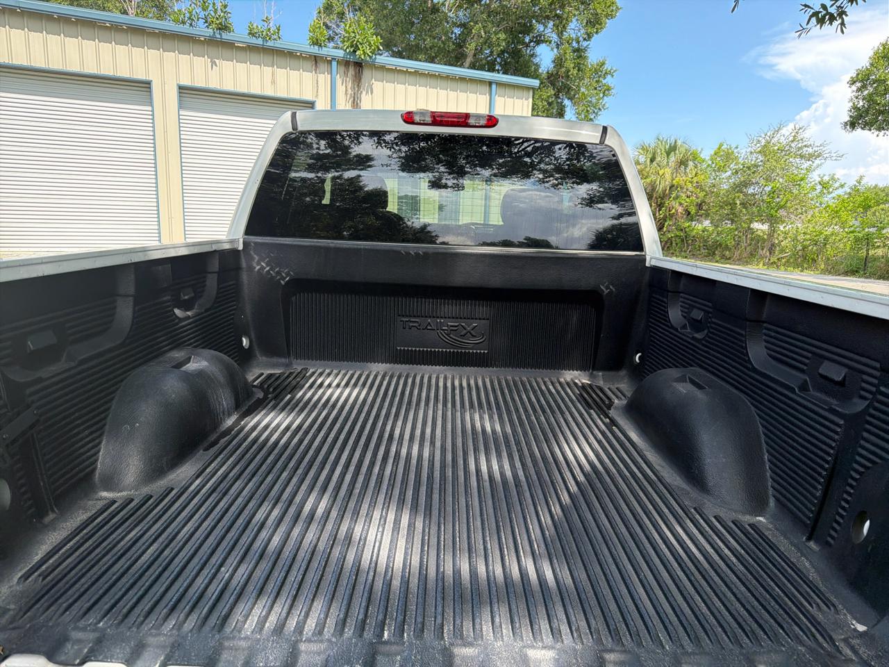 GMC Sierra 1500 4WD Crew Cab 143.5" SLE 2011