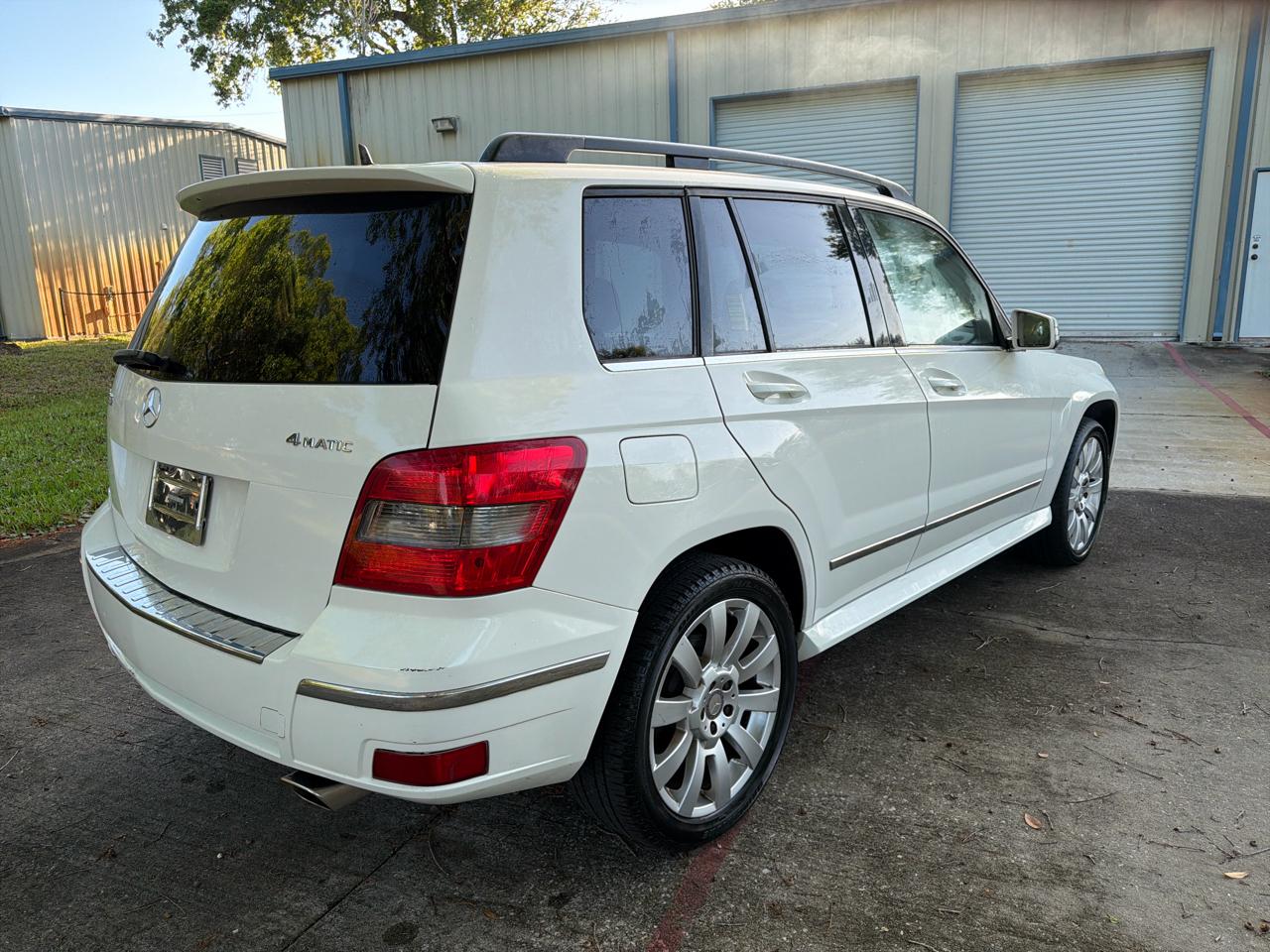 Mercedes-Benz GLK-Class 4MATIC 4dr GLK 350 2010