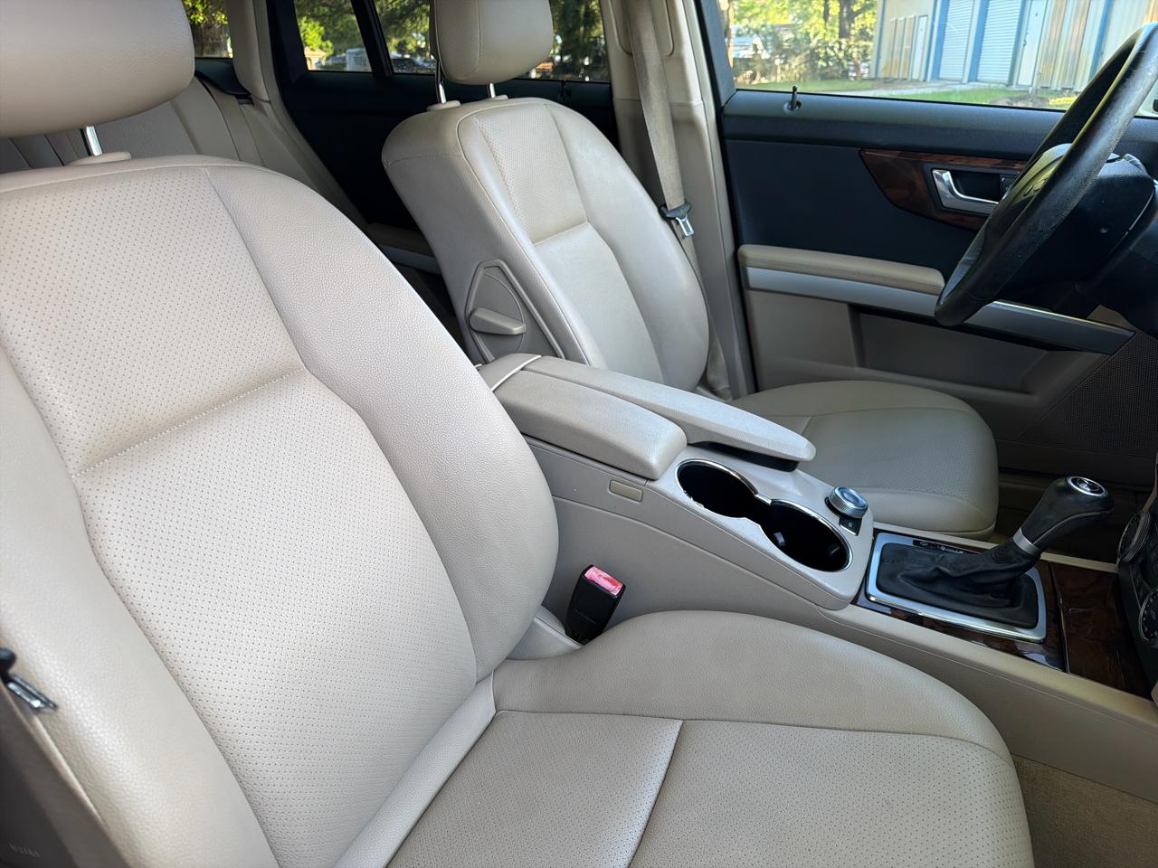 Mercedes-Benz GLK-Class 4MATIC 4dr GLK 350 2010