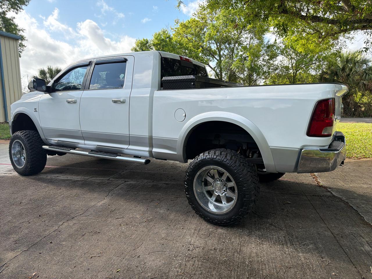 RAM 2500 4WD Mega Cab 160.5" Laramie 2012